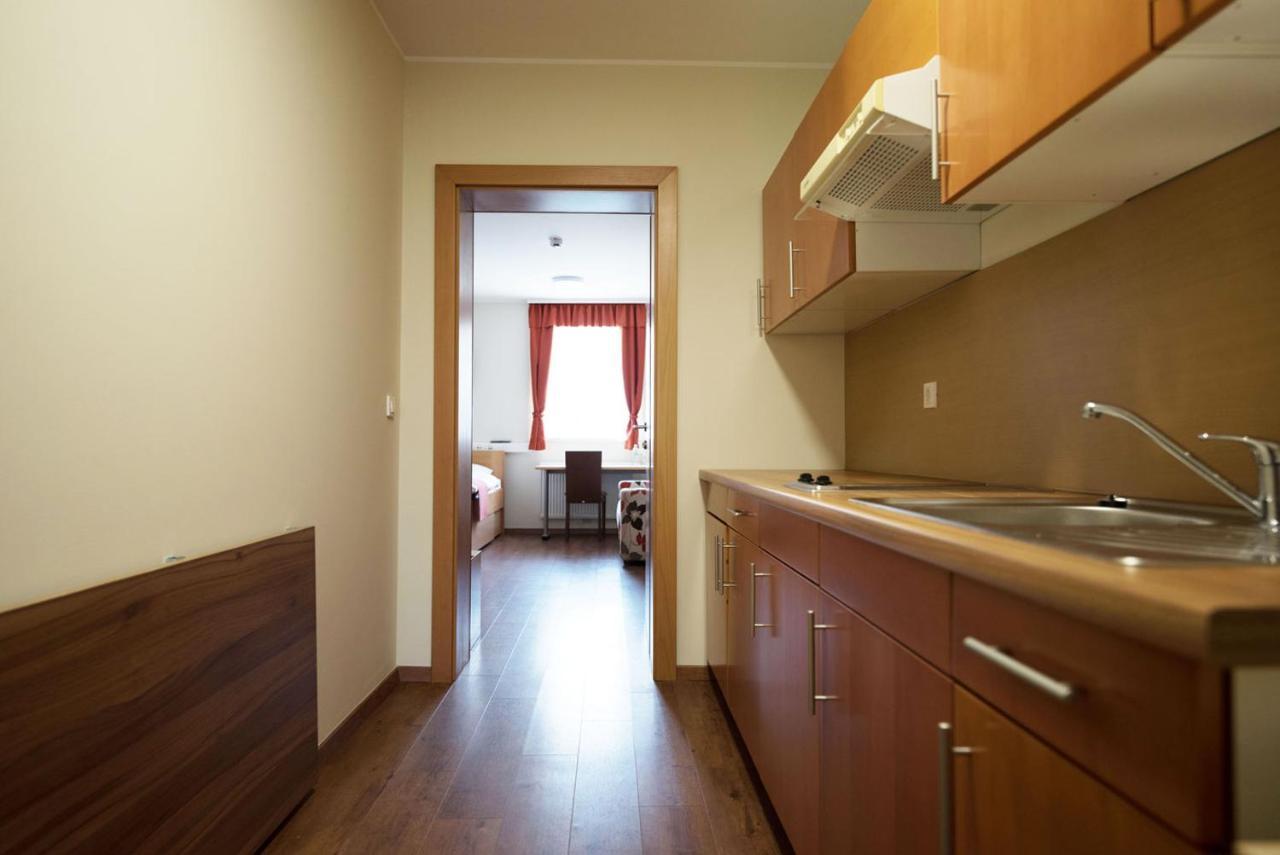 S Hotel Maribor Kültér fotó