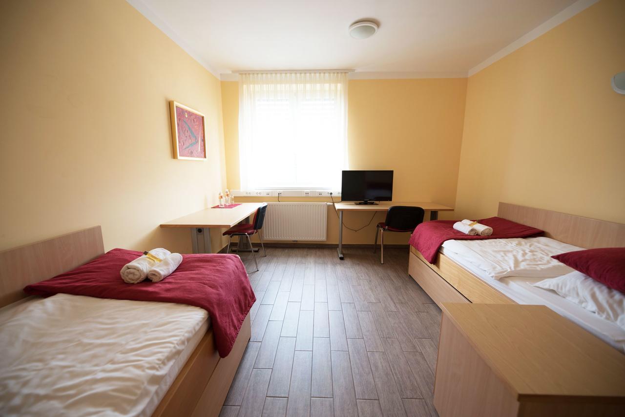 S Hotel Maribor Kültér fotó